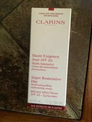 NIB CLARINS Super Restorative Day Cream  spf 20 All Skin Types 1oz/30ml