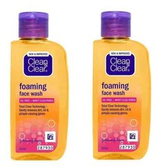 Clean & Clear Foaming Face Wash used for oily and pimple prone skin of 2 x 50ml