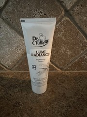 Farmasi DR. C. Tuna Lumi Radiance Brightening Cream Sand Lily & Algae Extract