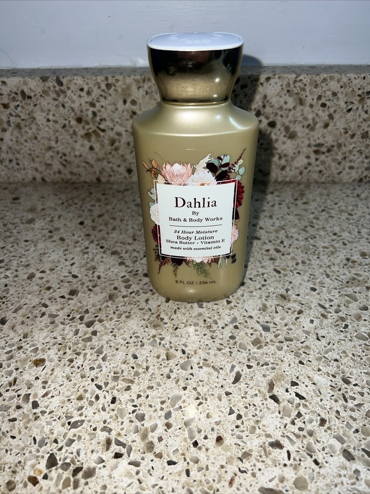 Bottle Bath & Body Works Dahlia Body Lotion – 8 oz