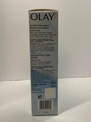 Olay Facial Cleansing Kit – Clarifying Daily Facial Cleanser & Detoxifying Pore