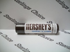 Hershey&rsquo;s Cookies N&rsquo; Cream Flavored Lip Balm (Brown Lid)