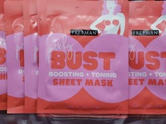 (7) FREEMAN Bust Sheet Msk Boosting Toning