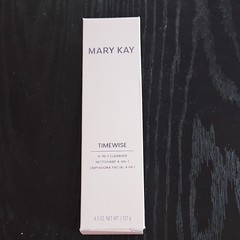 Mary Kay TimeWise 4-in-1 Cleanser 4.5 oz for Face & Neck, Combination Skin