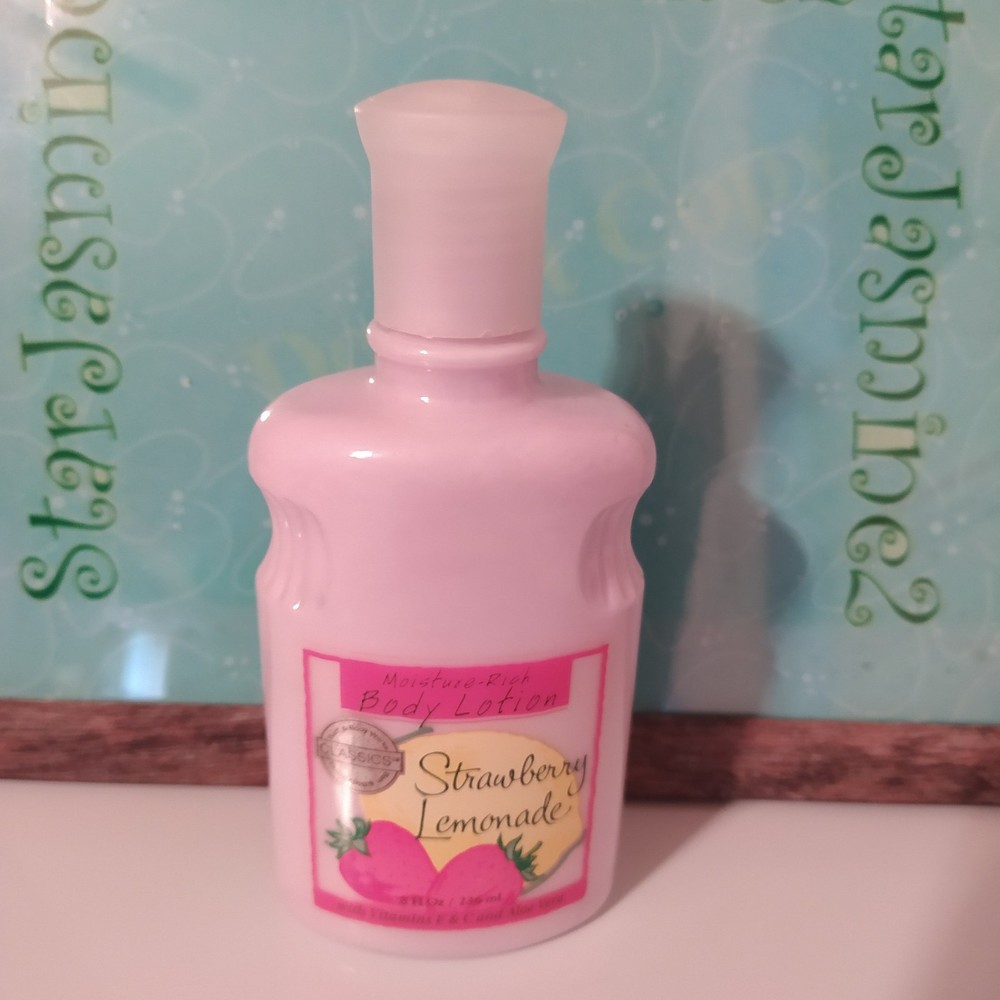 Bath And Body Works STRAWBERRY LEMONADE Body Lotion