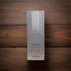 Inner Cells Essential Purifying MilkCleanser Infused W Hyaluronic Acid + Peptide