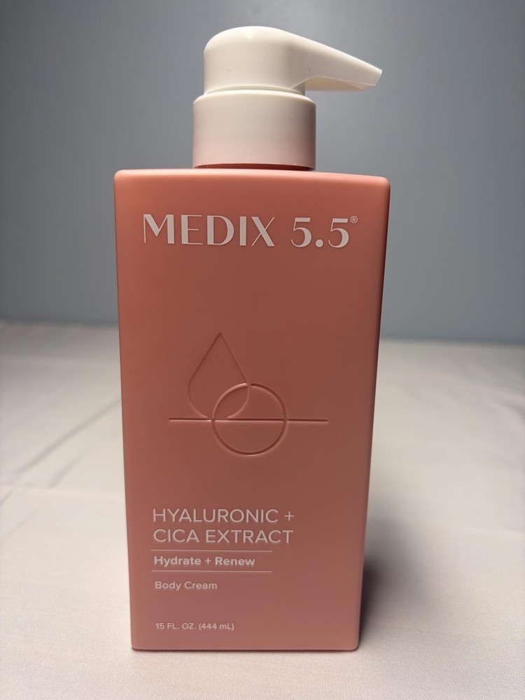 Medix 5.5 Hyaluronic + Cica Body Cream 15oz NEW