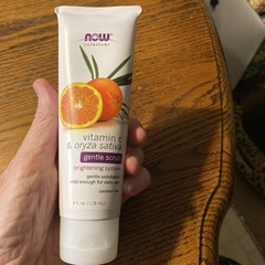 NOW Solutions – Gentle Scrub Vitamin C & Oryza Sativa 4 fl oz (118 ml) by NOW
