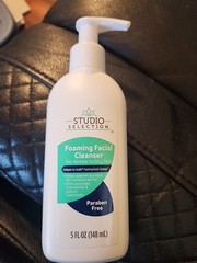 Studio Selection Rejuvenating Foaming Cleanser 5 Fl Oz (148 ml)