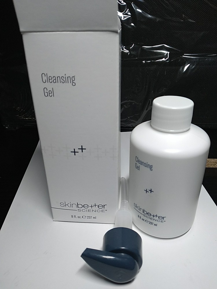 Skinbetter Science Cleansing Gel, 8oz New in Box