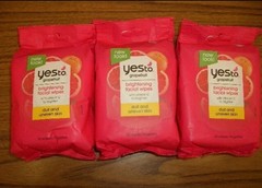 3-Yes to Grapefruit Brightening Facial Wipes 30 Wipes in ea Dull & Uneven Skin