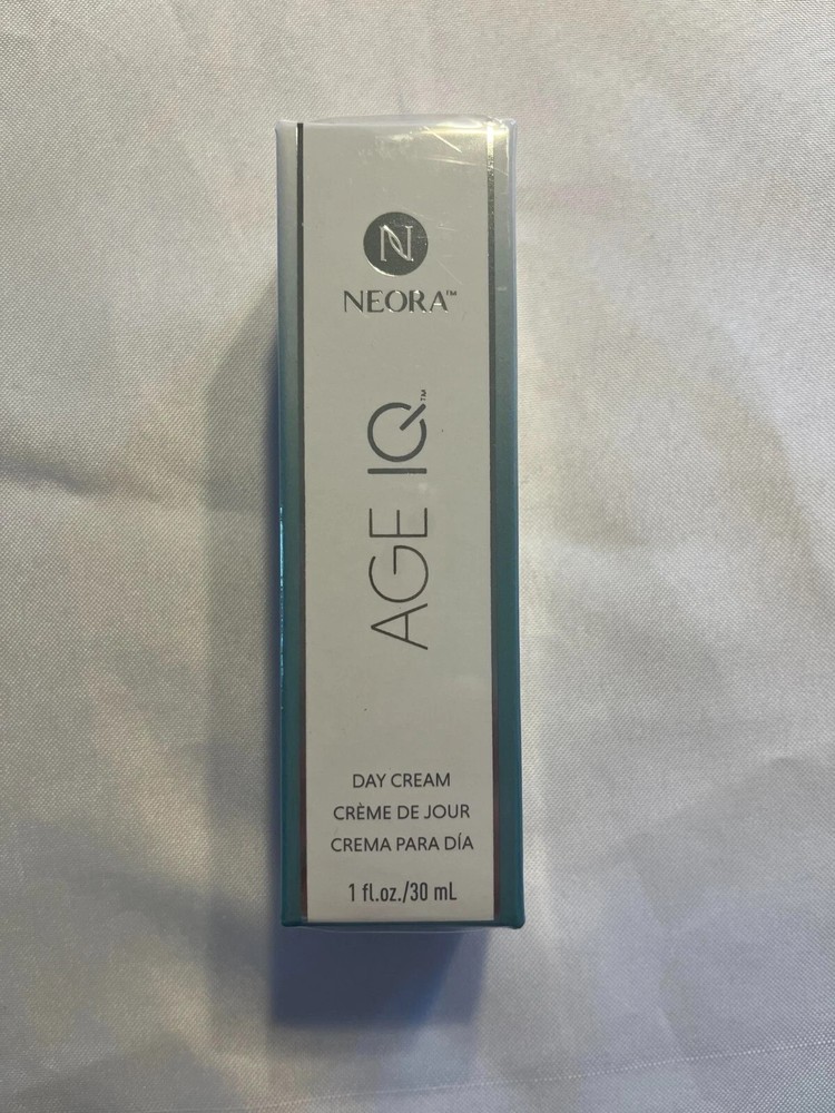 Neora Age IQ Day Cream 1 oz – New in Box Sealed! Free Shipping