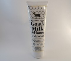 Goat Milk & Honey Body Lotion Rich Smoothing Natural Ingredients 92%. 250 ml