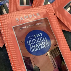 Lot 14 Perfectly Posh Big Fat Yummy Hand Creme That&rsquo;s so Cosmo .15 Sample Packet