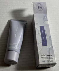 Fenty Skin Total Cleans&rsquo;r Remove-It-All Cleanser 1.52 fl.oz. / 45ml *Open Box*