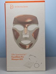 Dr Dennis Gross SpectraLite Faceware Pro LED Light Therapy Mask Kit – New