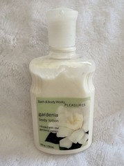 Bath & Body Works GARDENIA LILY Body Lotion 8 oz W/Real Gardenia Extract No Seal