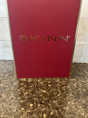 Skinn Divine Elixir Luminous Facial Oil 3.55 oz and Lip Oil Set In Gift Box