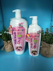 Lilies Kids And Teens Body Milk 400ml, Shower Gel 1000ml SPF 15