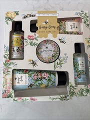 Heathcote & Ivory Busy Bees 5 Pc Body Care 3.40z Each Gift Set Thyme Rose Honey
