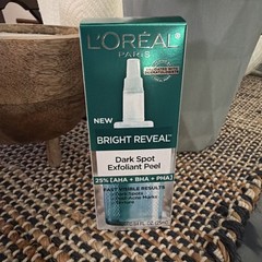 L&rsquo;Oreal Paris Bright Reveal Dark Spot Exfoliant Peel, 25% AHA BHA PHA