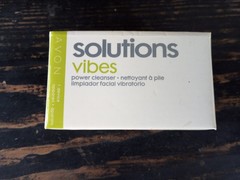 New AVON Solutions Vibes Facial Power Cleanser Massage Purifier With Box
