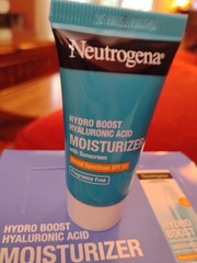 Neutrogena Hydro Boost SPF 50 Moisturizer Hyaluronic Acid 12 x 0.5oz Samples