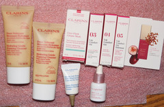 Clarins 8 PC Skincare Samples Set Lip oil, foaming cleanser, bright plus serum
