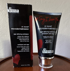 dr. brandt Microdermabrasion Age-Defying Face Exfoliant Oil-Free 2 oz