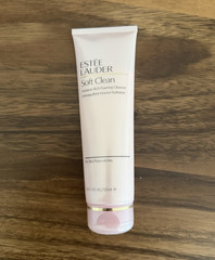 Estée Lauder Soft Clean Foaming Hydrating Face Cleanser 4.2 fl oz/125 mL