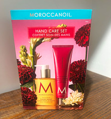 Moroccanoil Dahlia Rouge Hand Care Set Hand Wash 12.2oz + Cream 3.4oz
