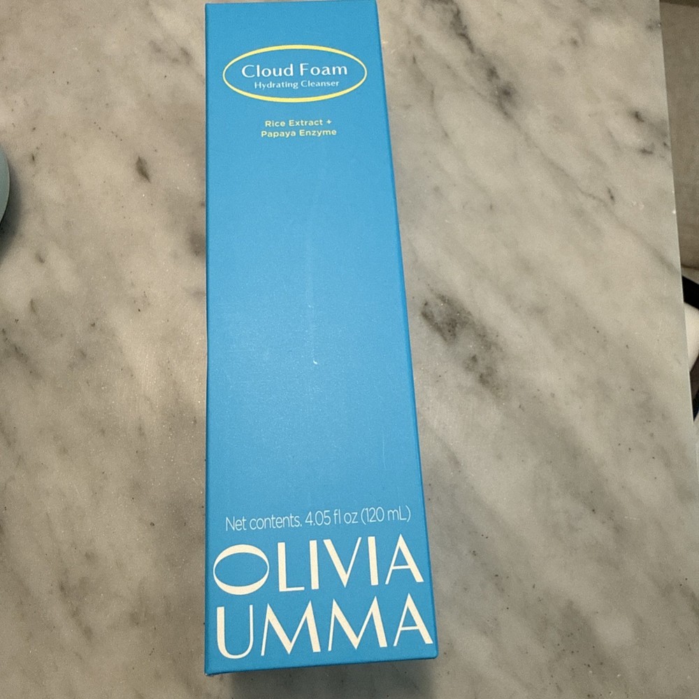 New Olivia Umma Cloud Foam Hydrating Cleanser