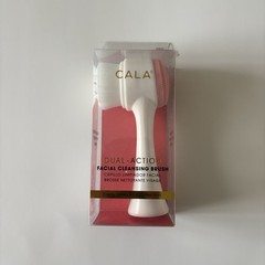 Cala Dual Action Facial Cleansing Brush Pink & white silicone brush
