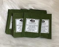 15 x Dr. Andrew Weil For Origins Mega Mushroom Relief & Resilience Face Serum
