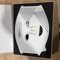 CurrentBody Skin LED Light Therapy Mask – 1st gen