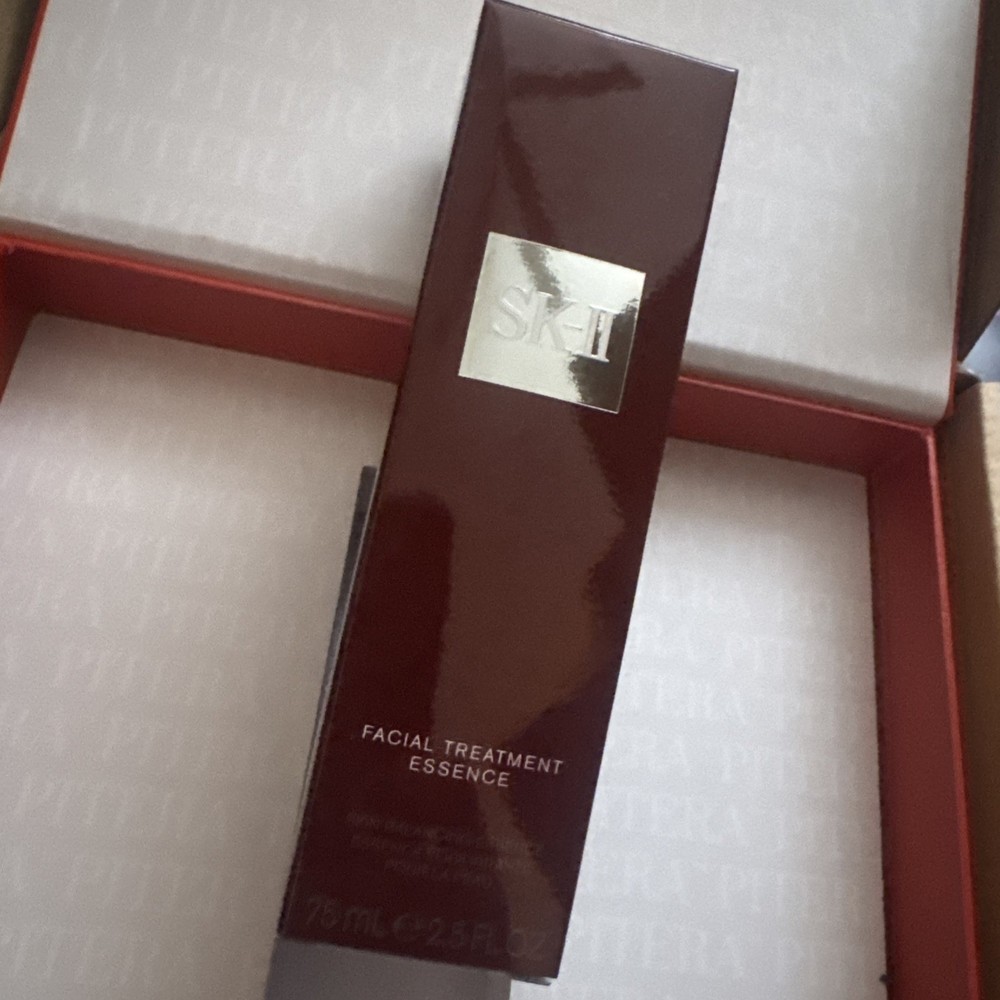SK II Facial Treatment Essence 75ml/2.5oz In Gift Box