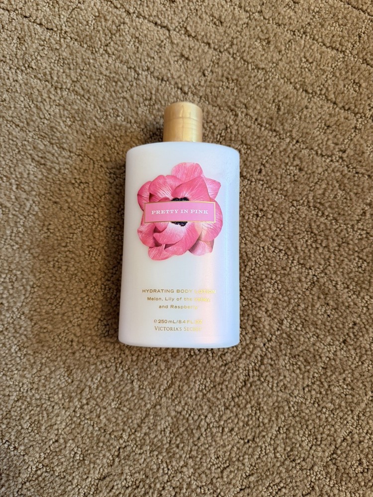 Vintage Victoria&rsquo;s Secret Pretty In Pink Hydrating Body Lotion 8.4 FL Oz