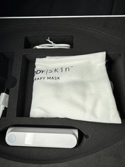 CurrentBody Skin LED RED Light Therapy Mask – Red & Infrared Light-