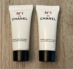 CHANEL N°1DE CHANEL REVITALIZING SERUM 5ml x 2
