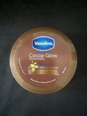 Vaseline Cocoa Glow Cocoa Butter Body Cream for Soft & Glowing Skin 75 mL New
