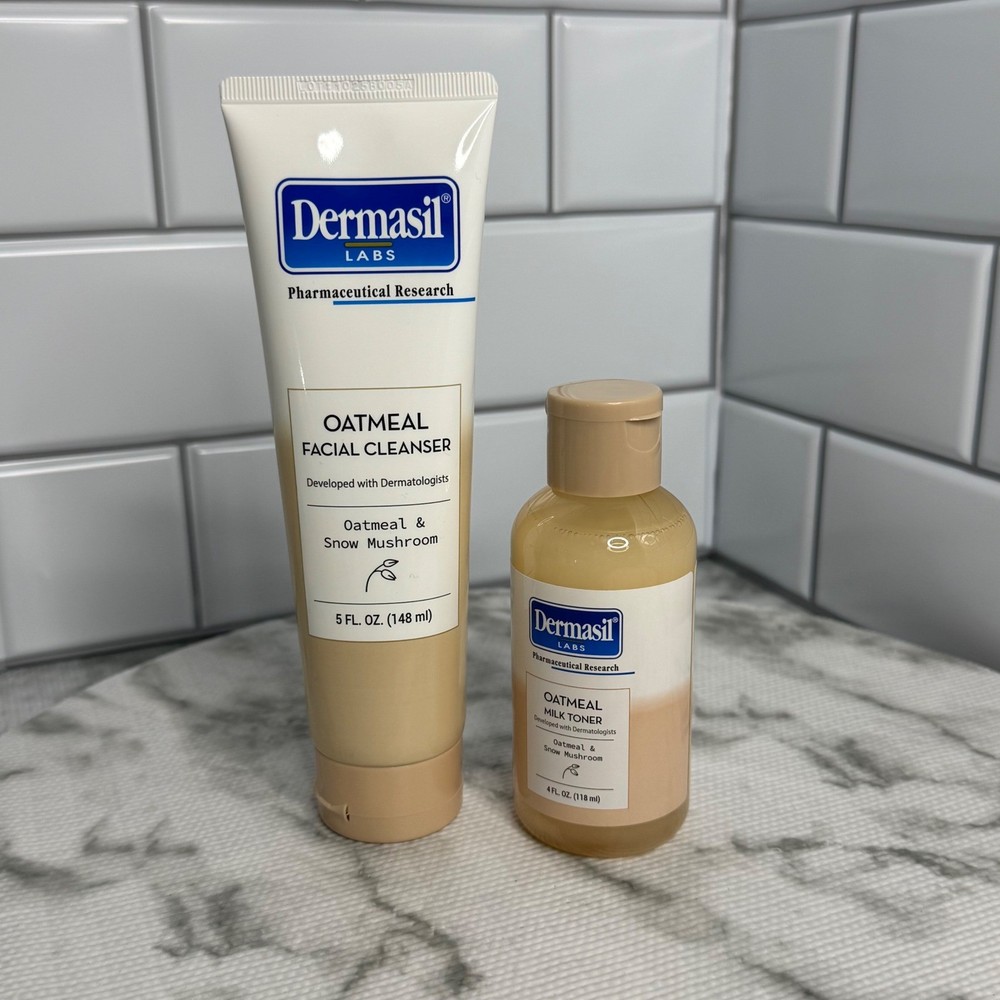 Dermasil Oatmeal Facial Cleanser 5oz + Milk Toner 4oz Snow Mushroom Set