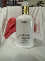 Truly Vanilla Baby Hydra-Restore Body Lotion 15 fl oz Hydrating + Bag