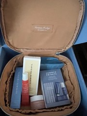 NEW!! SUMMER FRIDAYS – Train Case – Gift Tote Exclusive. Summer Travel !!!