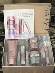 Mary Kay TimeWise Repair Anti-Aging Retinol Set SPF 30 Cleanser Serum Eye