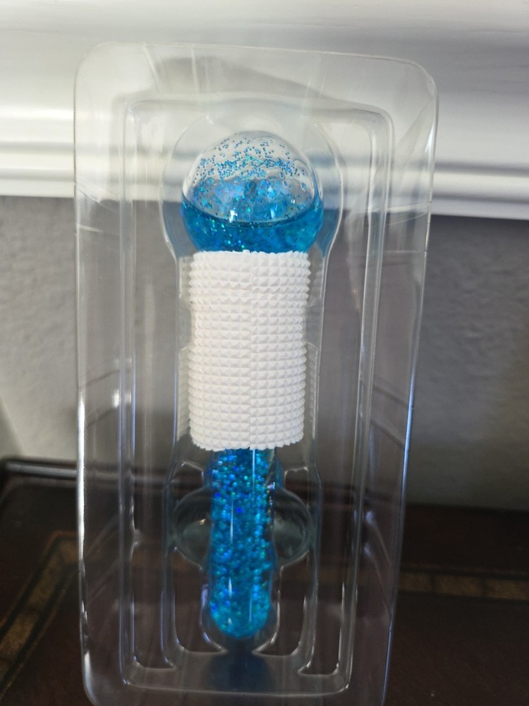 Ice Globe Facial Cooling Massager Reduces Puffiness & Redness New in Box