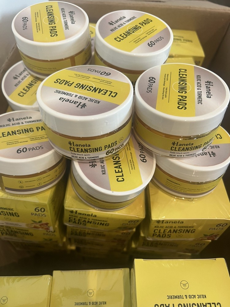 turmeric kojic acid cleansing pads