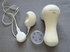 Clarisonic Mia Electric Facial Brush Rechargeable White Charger & Head WORKS