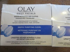 Olay Daily Facials Water Activated 2 x 66 Ct , 132 Total New Sealed