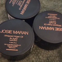Josie Maran Whipped Argan Oil Body Moisturizer, Vanilla Apricot 59 mL/2 fl oz