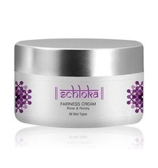 Schloka Fairness Cream-Soothes -Moisturizes-Lightens & Brightens Skin-50 ml Y533